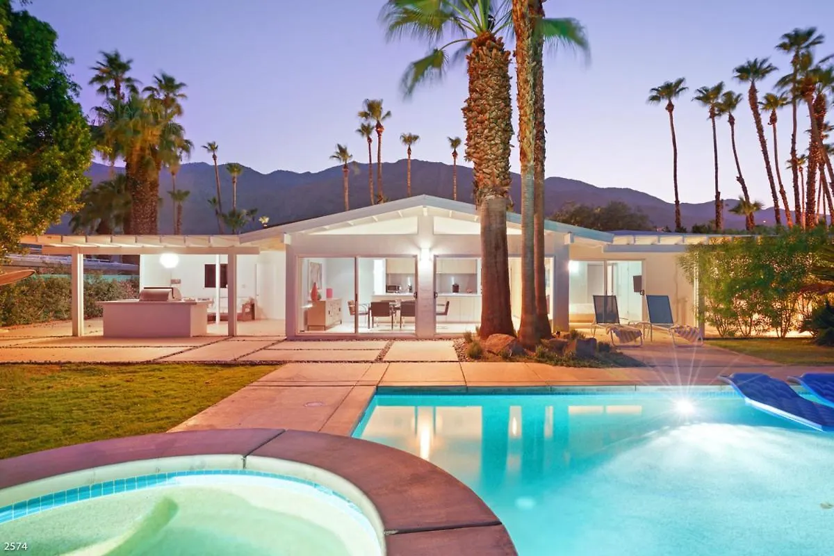 Sunny Lands Vacation Home 팜 스프링스